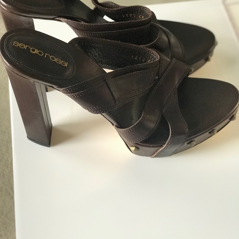 Sandals - Picture 3 of 4